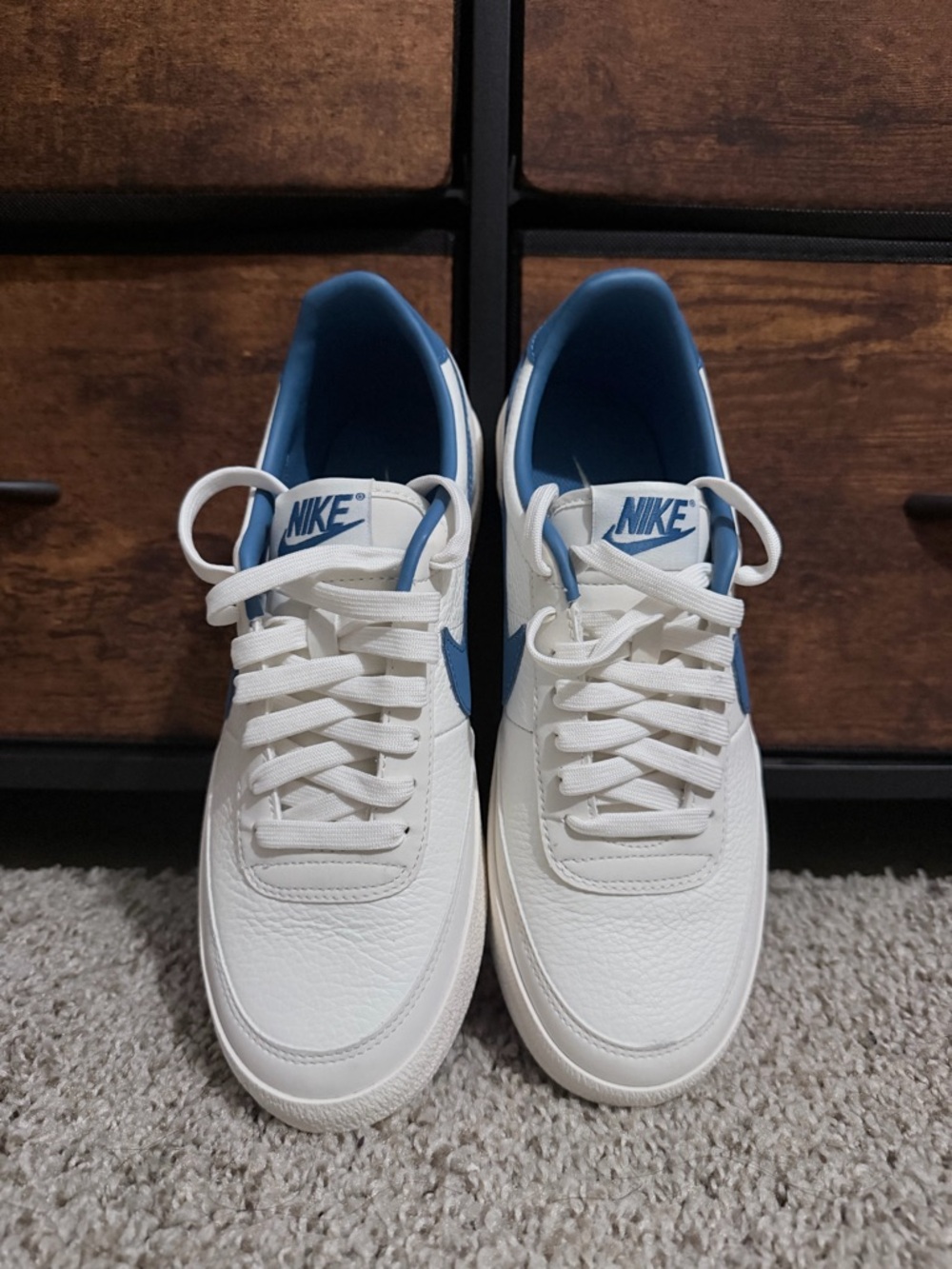Nike Men’s White Sneakers with Blue Swoosh - Picture 3 of 6